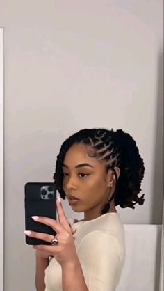 Mini Twist Ponytail, Loc Baddie, Weave Curls, Nice Hairstyle, Natural Locs, Braiding Hairstyles, Twist Ponytail