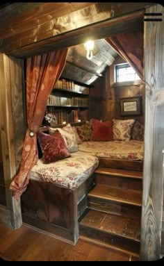 Unusual Homes, House Room, Room Inspiration Bedroom, Dream Rooms, Pretty House, Dream House Decor, Cool Rooms