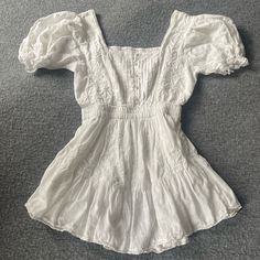 Adorable Tomasina White Love Shack Fancy Mini Dress. Lace Detailing Throughout And Has Pockets. No Tag On The Back But Should Fit Xs-S. 100% Cotton Fancy Mini Dress, Mini Dress Lace, Eyelet Lace Dress, Love Shack Fancy, White Love, Eyelet Lace, Lace Mini Dress, Dress Lace, Lace Detail