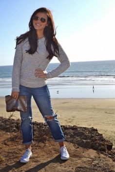 xo Christine Marie: Chucks Converse Outfits, How To Wear Sneakers, Casual Weekend Outfit, Weekend Outfits, Casual Styles, Outfits With Converse, Cuffed Jeans, Casual Weekend