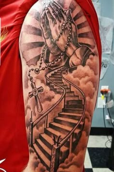 Religous Tattoo Designs Men, Jesus Hand Tattoo, Jesus Tattoo Sleeve, Religious Tattoo Sleeves, Praying Hands Tattoo Design, Herren Hand Tattoos, Alas Tattoo, Praying Hands Tattoo, Half Sleeve Tattoos Forearm