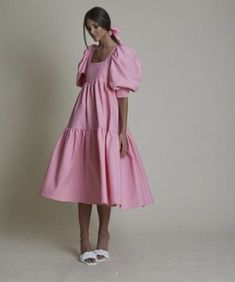 Flare Dresses, Breezy Dress, Looks Chic, Lantern Sleeve, Trendy Dresses, Doll Dress, Modest Fashion, Puff Sleeves, Flare Dress