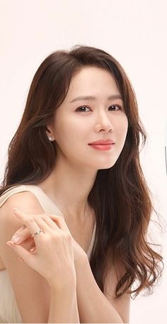 Korean Eyebrows Shaping, Son Yejin, Star Actress, Son Ye Jin, Hye Kyo, Song Hye Kyo, Medium Length Hair Cuts