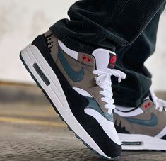 Saint Helens, Nike Air Max 1, Air Max 1, Factory Outlet, Nike Sneakers, Sneakers For Sale, Air Max, Nike Air Max, Nike Air