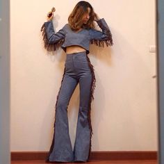 Women's High waist  flared bell bottom with along side body Fringe Tassel, Boho pants Vintage 70s st Rock And Roll Jeans, 70s Mode, 70s Pants, Fringe Shirt, Fashion 70s, 70s Women, Looks Country, Denim Crop Top, Design Presentation