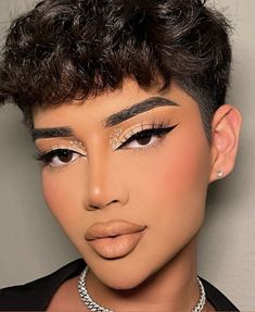 Makeup Looks For Guys, Make Up For Men Natural, Simple Drag Makeup Looks, Feminine Men Makeup, Trans Men Makeup, Drag King Makeup Ideas, Gay Makeup