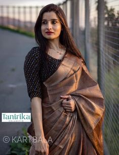 Baby Pink Saree, Backyard Fence Decor, Saree Pose, Luxury Hotel Bedroom, Saree Poses, Backyard Fence, Saree Photoshoot, Hotel Bedroom, Fence Decor