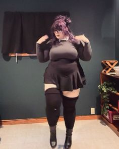 Plus Size Poses, Shag Bangs, Plus Size Alt, Soft Goth, Purple Hair, Fall Outfits, Socks, Plus Size, Purple