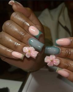 3d Flower Nails Simple, 3d Flowers On Nails, Nails Short Flowers, Short 3d Flower Nails, 3d Gel Flower Nails, 3d Flower Nails Acrylics, Nails With 3d Flowers, Nessa Nails