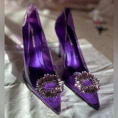 Brand New-Box And Dust Bag Included Heel Height 4.5” Cinderella Heels, American Shoes, Diamond Heels, Cute Shoes Heels, Elegant Heels, High Heel Mules, Strappy High Heels, Slip On Pumps, Pumps Heels Stilettos