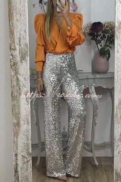 Ruched Swimwear, Sequin Flare Pants, Glitz And Glamour, The Diva, Style Party, Cardigan Sweater Dress, Denim Trends, Party Outfits, Swimwear Cover