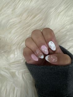 nails 20 Birthday Nails, French Rosa, Teen Nails, Coquette Nails, 20 Birthday, Bow Nails, Cute Pink Nails, White French Tip, Summery Nails