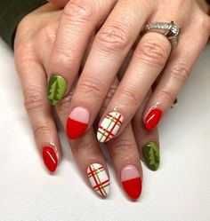 Vintage Nails Design, Vintage Nails Design Retro, Paisley Nail Art, Freestyle Nails, Vintage Nails, Christmas Gel Nails, Soft Nails, Popular Nails