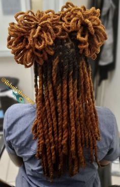 Loc Versatility, Loc Petal Styles, Black Women Locs, Concert Outfit Black Women, Black Women With Locs, Concert Outfit Black, Women With Locs, Women Locs, Traditional Locs