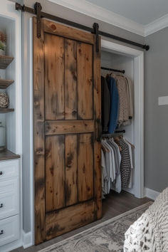 30 Rustic Barn Door Closet Ideas for a Sophisticated Home Diy Rustic Closet Doors, Western Closet Doors, Barn Door Bedroom Doors, Rustic Closet Designs, Barn Walls Ideas, Rustic Wardrobe Ideas, Bedroom With Barn Doors, Rustic Closet Ideas, Barn Doors For Closet