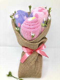 Fuzzy sock flower bouquet, cute gift for any occasion and anyone. This adorable gift it's perfect for giving to friends, coworkers, teachers, bus drivers, family members.  It can also be gifted for birthdays, thank you gifts, get well gifts, cancer survivor gifts, basket stuffers and many more! 3 pair of fuzzy sock (one size fits all) sizes 5-10 wrapped in rustic burlap with a satin ribbon  3 straws Three pairs of fuzzy socks wrapped in white tulle. They each have a straw and tied with a green b Bouquet Of Flowers Birthday, Sock Flowers, Fuzzy Sock Cupcakes, Fuzzy Socks Gift, Sock Bouquet, Socks Fuzzy, Theme Baskets, Baby Boy Gift Baskets, Sock Cupcakes