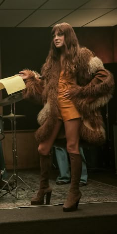 Amazon.com: Daisy Jones & The Six: DAISY-SHOP THE LOOK Outfits 70s, Riley Keough, Daisy Jones And The Six, 70s Inspired Fashion, 70s Aesthetic, 70s Outfits