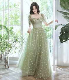 Green Gown Dress, Green Princess Dress, Green Tulle Dress, Prom Dress Green, Party Dress Formal, Green Evening Dress, Cherry Pattern, Green Tulle, Long Formal Gowns