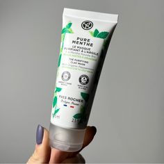 Pure Menthe Purifying Clay Mask With Organic Peppermint By Yves Rocher. For Combination To Oily Skin. Reduces Excess Sebum And Tightens Pores By Ridding Skin Of Impurities. - 75 Ml Or 2.5 Oz - Brand New Tags Clean Beauty Natural Ingredients French Skincare French Skincare, Tighten Pores, Yves Rocher, Skin Care Mask, Clay Masks, Skin Care Women, Oily Skin, Clean Beauty, Natural Ingredients