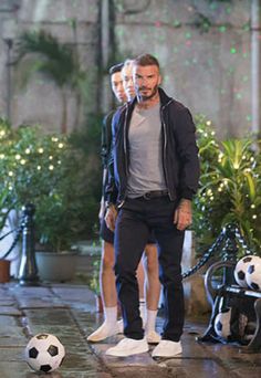 David Beckham Casual Style, David Beckham Casual Outfits, David Beckham Fashion, David Beckham Country Style, 40 Year Old Mens Fashion, David Beckham Adidas Style, David Beckham Style Outfits 2022, David Beckham Outfit