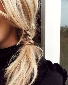 Crédit photo : Pinterest Hairstyle Tutorial, Beautiful Hairstyles, Long Blonde, Thinning Hair, Good Hair Day, Long Blonde Hair, Bad Hair, Great Hair, Thick Hair