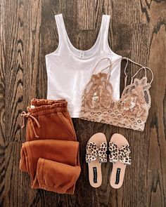 Summer Vacation Outfits Casual, Leopard Sandals, Winter Inspo, Inspo Outfit, Instagram Outfits, Fashion Winter, Cute Summer Outfits, Beach Wear