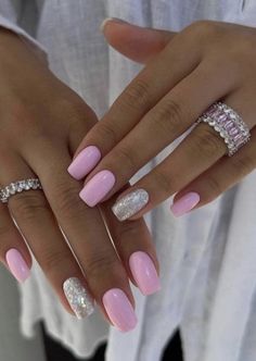 Trendy Short Nails, Pastel Nails Designs, Nails Pretty, Acrylic Toe Nails, Fancy Nails Designs, Short Acrylic, Cute Gel Nails, Nails 2023, Nail Designs Glitter