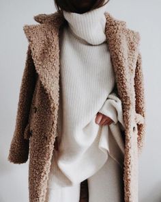 ☆ ∂яєαм ☆ Fall Fashion Coats, Casual Chic Outfits, Beige Coat, Double Denim, Looks Street Style, Mode Inspo, Looks Chic, Looks Style, Mode Inspiration