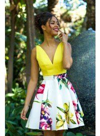 Sara (Agotado) Easter Dresses For Women, Best African Dresses, Teen Dress, Dress Neck Designs, Fall Dress Outfit, African Fashion Women Clothing, African Fashion Women, Aline Dress