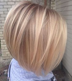 Straight Inverted Blonde Bob Fine Hair Bob Hairstyles, Latest Bob Hairstyles, Kort Bob, Bob Haircuts For Fine Hair, Fine Hair Bob, Angled Bob Haircuts, Blonde Bob Haircut, Haircut For Fine Hair, Blonde Bob Hairstyles