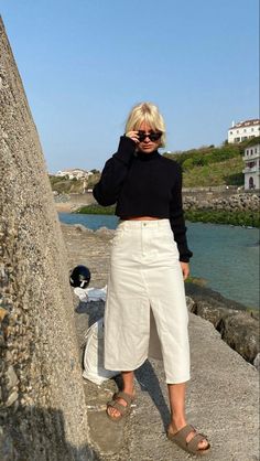 Amanda Djerf, Djerf Style, White Denim Skirt, Washington Square Park, Washington Square, White Skirt, 가을 패션, Minimal Fashion