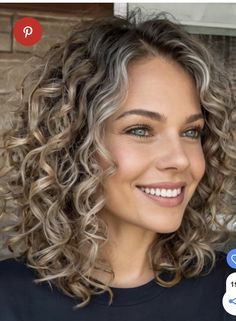 Hair Color Ideas At Home, Hairstyle Braids, Haircuts For Medium Length Hair, Brown Curly Hair, Curly Hair Photos, Medium Curly Hair Styles, Mom Hairstyles, Haircuts For Medium Hair