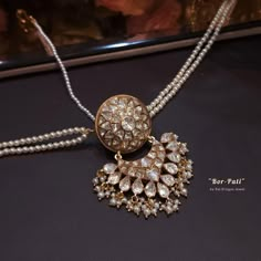 Bor-pati - Moissanite Polki Borla maathapati Rajputi Jewellery, Pretty Jewelry Necklaces, Diamond Jewelry Designs, Gold Fashion Necklace, Bridal Gold Jewellery Designs