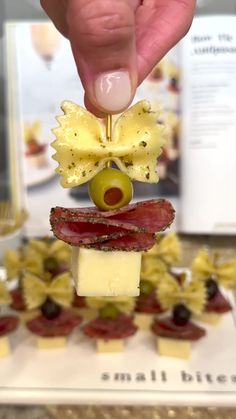 Bow-Tie Antipasto Bites are dressed to impress for Christmas, New Year's Eve or any special occasion! 🤩🫒🧀 A bow tie, even in pasta form, is quite elegant and, when topping olives, salami, and cheese, quite delicious. RECIPE BELOW ⬇️ and in my Brilliant Bites cookbook (link in bio)! BOW-TIE ANTIPASTO BITES Ingredients: • 40 pieces bow-tie pasta • 1 tablespoon olive oil • 1/2 teaspoon garlic salt • 1 teaspoon dried Italian seasoning • 1 block aged white cheddar • 20 large pimiento-stuffed green olives • 20 large pitted whole black olives • 40 peppered salami slices Instructions: 1. Cook the pasta to al dente according to the package directions. Drain and let dry, then toss with the olive oil, garlic salt, and Italian seasoning. 2. Slice the cheese into forty 3/4-inch blocks that are 1/2 i Shot Glass Appetizers, Pasta Appetizers, Toothpick Appetizers, Salami And Cheese, Block Of Cheese