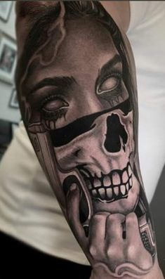 Satanic Tattoos, Graffiti Style Art, Bullet Journal Art, Journal Art, Graffiti Styles, Style Art, Picture Tattoos, Skull Tattoo, Aesthetic Wallpapers