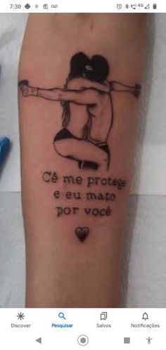 a tattoo on the leg of a woman with words written in spanish and english,