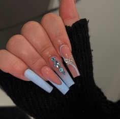 Mamma Mia Nails Acrylic, Light Blue Birthday Nails, Baddie Nails Acrylic Blue, Blue Acrylic Nails Ideas, Blue Acrylic Nail Designs, Quinceanera Nails, Acrylic Nails Nude, Brown Acrylic Nails, Green Acrylic Nails