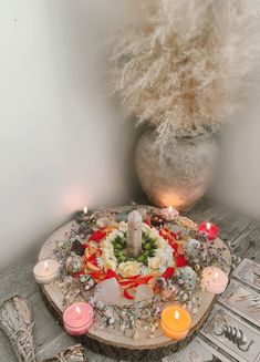 Flower Altar Spirituality Ritual Magic Altar, Reiki Room, Nature Mandala, Mandala Ideas, Altar Ideas, Mini Altar