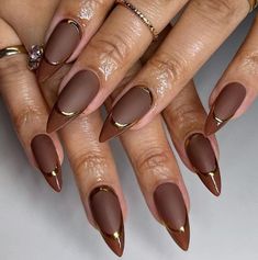 Milky Nails, Pointy Nails, Almond Nails Designs, Neutral Nails, Brown Nails, Minimalist Nails, Dope Nails, Matte Nails, Nail Polishes