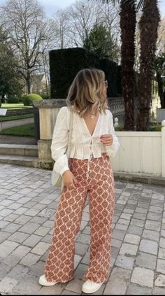 Look Hippie Chic, Look Boho Chic, Chic Pants, Boho Chic Outfits, Looks Street Style, Look Vintage, Looks Style, Mode Inspiration