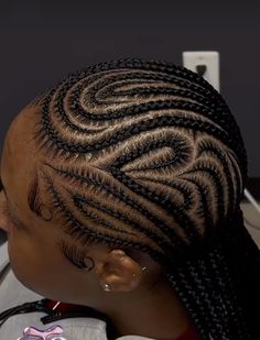 Braids Hairstyles Cornrows, Natural Short Hairstyles, Hairstyles Cornrows, Latest Hair Braids, Cornrows Natural Hair, Hairstyles Trending, Cornrows Braids For Black Women, Twisted Hair