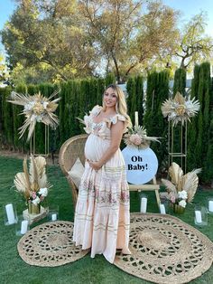 Baby shower decor Babychella Baby Shower Ideas, Baby Shower Flower Decorations, Boho Butterfly Baby Shower Ideas, Boho Baby Shower Ideas Decoration, Boho Baby Shower Centerpieces, Backyard Baby Shower Ideas, Bohemian Baby Shower Ideas, Outdoor Baby Shower Ideas, Baby Shower At Restaurant