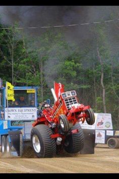 On 3 wheels Traktor Pulling, Tractor Pulls, Truck Pulling, John Deere Garden Tractors, Biggest Truck, John Deere Tractors Farms, Truck And Tractor Pull, Pulling Tractors, Mini Tractor