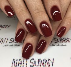 Dark Red Nails Ballerina, Dark Red Manicure, Burgundy Dip Powder Nails, Short Dark Red Nails, Squoval Nails, Happy Nails, Gel Nails Diy, Christmas Gel Nails