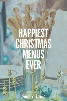 Food Ideas For Christmas Eve, Christmas Eve Menu Ideas Entertaining, Christmas Party Menu Ideas Main Dishes, Festive Menu Ideas, Friendsmas Menu Ideas, Traditional Christmas Menu Ideas, Easy Holiday Dinner Party Menu Ideas, Christmas Menus Ideas, Christmas Menus Families