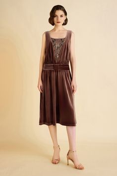 Shop 1920s Casual Dresses - Pleated Waist Belt Day Dress | BABEYOND 20s Outfit, Gatsby Dresses, Great Gatsby Dresses, 1920s Dresses, Vintage Flare, 1920s Dress, Belt Dress, Beaded Bodice, Wedding Dresses Plus Size