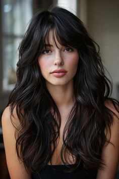 Add bounce, body and dimension to your long hair with layers and fringe! Here are 49 cuts featuring long layers  and wispy or blunt bangs for major hair inspo. 👆 Click for more ideas！ Black To Burnett Hair, Thick Long Hair With Bangs, Long Hair Layers With Bangs, Layered Long Hair With Bangs, Rambut Brunette, Layered Hair With Bangs, Hair Inspiration Long, Hairstyles For Layered Hair