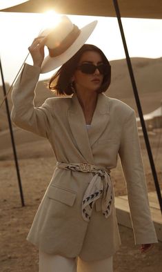 Safari Outfit Women, Alexandra Pereira, Trip Outfits, Fashion Photography Inspiration, Event Outfit