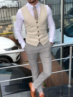 Vest Outfits Men, Mens Vest Casual, Waistcoat Designs, Men Moda, Blazer Outfits Men, Formal Men Outfit, Mens Suit Vest, Waist Coat