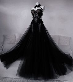 Wedding Dress 2023, Dark Wedding Theme, Black Wedding Gowns, Long Wedding Dress, Gothic Wedding Dress, Tulle Wedding Gown, Prom Dress Inspiration, Fantasy Gowns